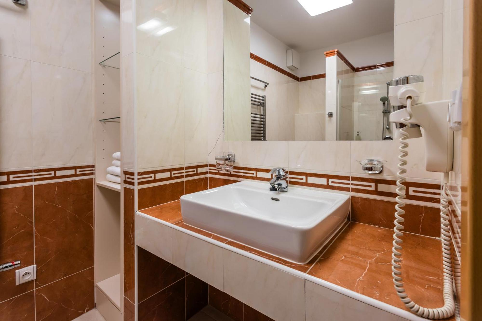 Lazensky A Wellness Hotel Nivamare Luhačovice Exteriér fotografie