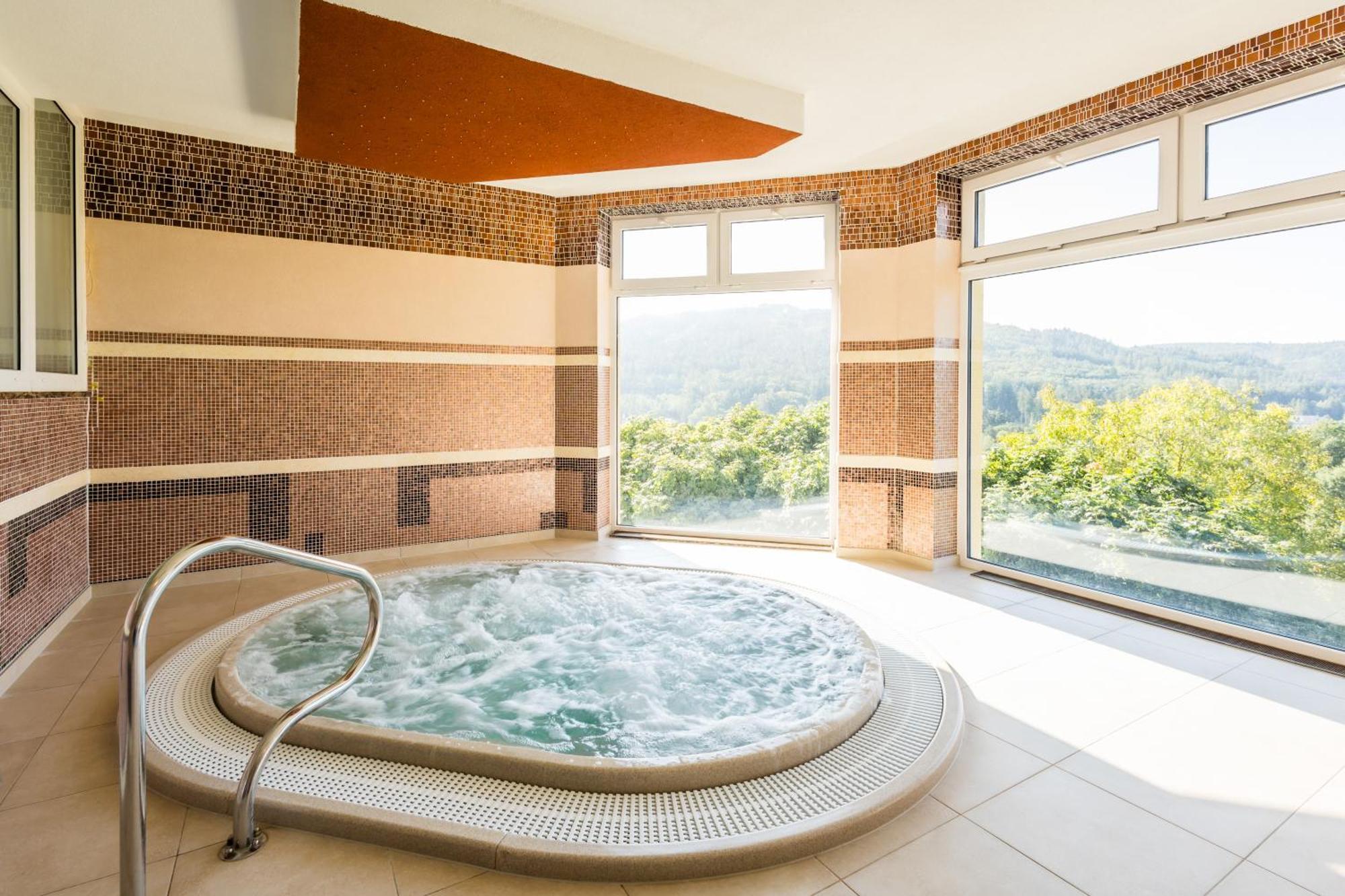 Lazensky A Wellness Hotel Nivamare Luhačovice Exteriér fotografie