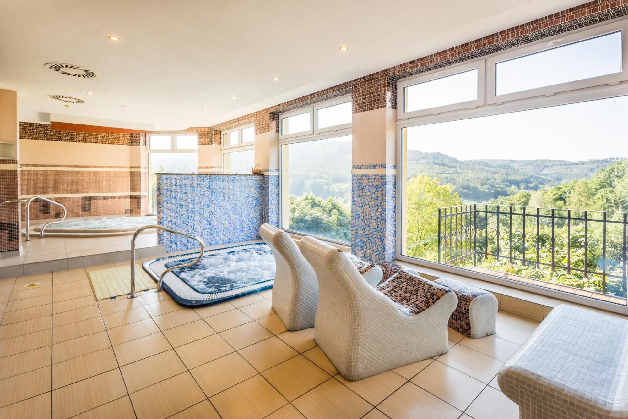 Lazensky A Wellness Hotel Nivamare Luhačovice Exteriér fotografie