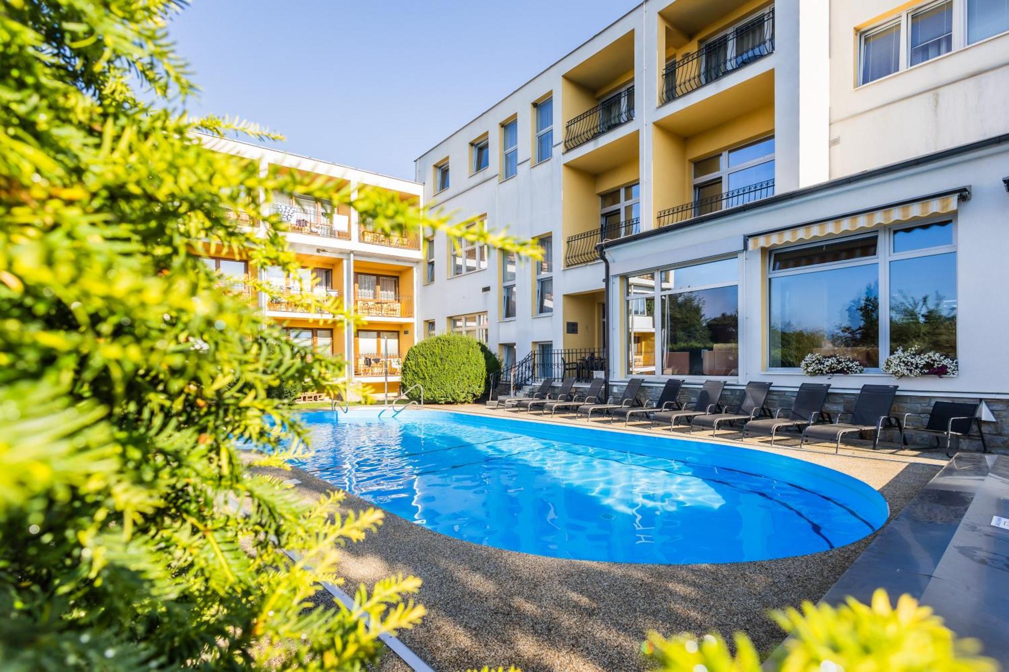 Lazensky A Wellness Hotel Nivamare Luhačovice Exteriér fotografie